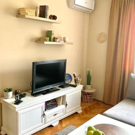 Cute, Spacious Apt In The Heart Of The Old Town Podgorica Bagian luar foto