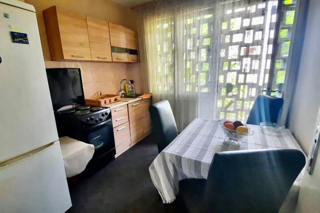 Cute, Spacious Apt In The Heart Of The Old Town Podgorica Bagian luar foto