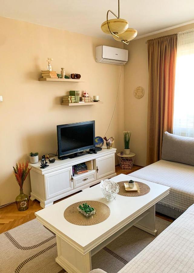 Cute, Spacious Apt In The Heart Of The Old Town Podgorica Bagian luar foto